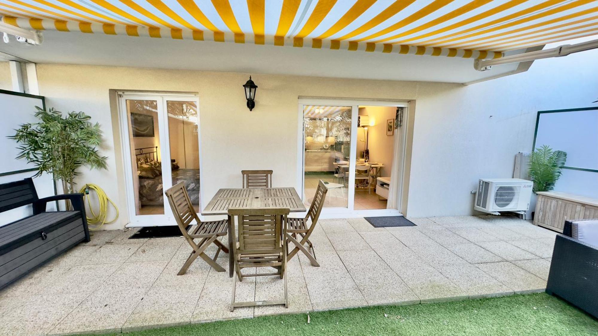 Regent Cote D'Azur Air-Conditioned, Pool, Garden & Parking Villeneuve-Loubet Bagian luar foto
